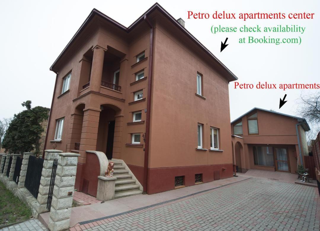 Petro Delux Apartments Center Каунас Екстериор снимка